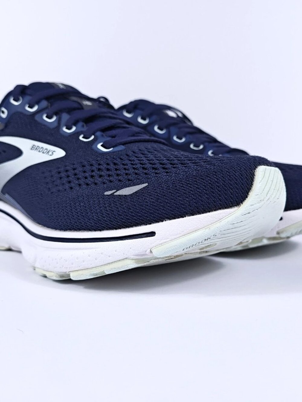 Brooks Ghost 15 Womens 6.5 Wide Neutral Cushioned Road Running Shoes Blue